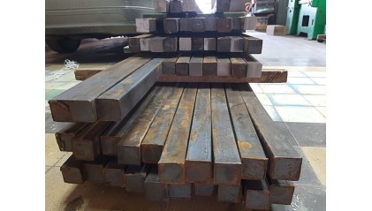 квадрат стальной калиброванный 5x5 мм Ст35 купить в Новосибирске