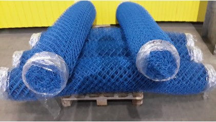 Сетка рабица с полимерным покрытием (ПВХ) 50x50 1,8 мм фото сетку рабицу стальную с полимерным покрытием (ПВХ) 50x50 1,8 мм купить в Новосибирске