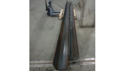 уголок стальной горячекатаный равнополочный 180x180x11 мм Ст45 купить в Новосибирске