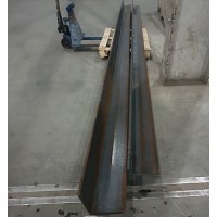 Уголок стальной горячекатаный равнополочный 50x50x5 мм С255 ГОСТ 8509-93