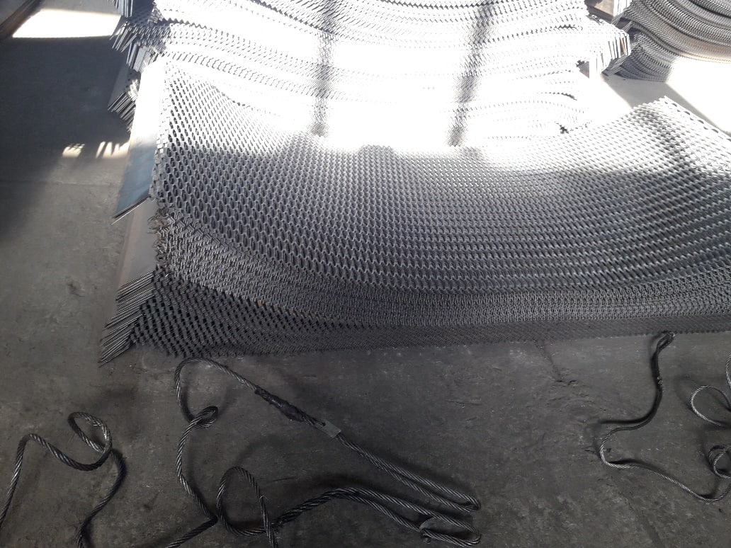 Сетка просечно-вытяжная (ЦПВС) оцинкованная 10x10x1 мм СТО 57398459-31-2008 фото